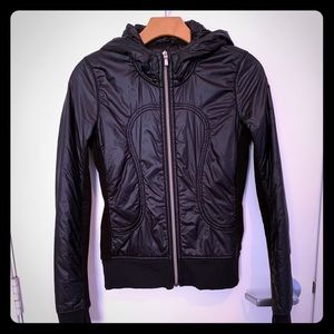 Lululemon jacket size 2